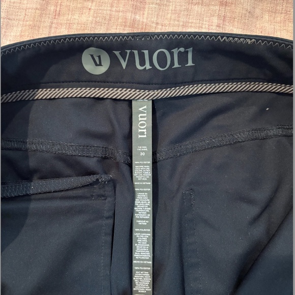 Vuori Meta Athletic Slim Pant, size 30, 30" inseam - Picture 4 of 4